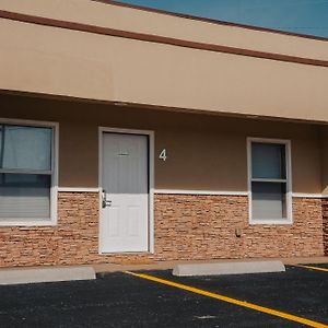 Anchor Inn And Suites
